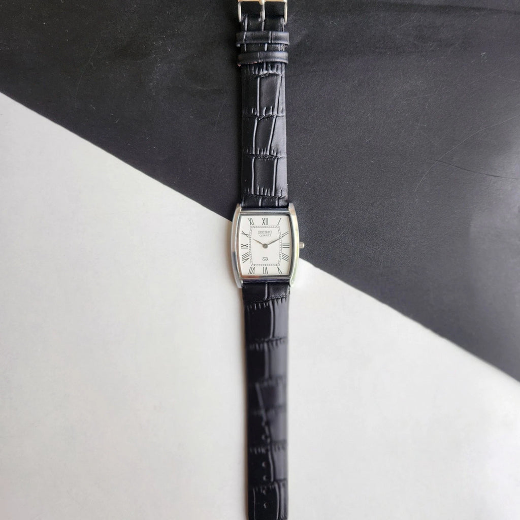 Vintage Seiko Tank - Slim Silver